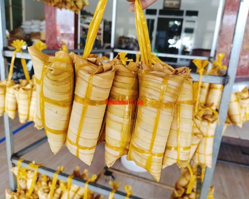 BÁNH DỪA NHÂN CHUỐI