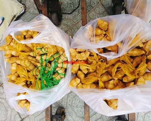BÁNH DỪA NHÂN CHUỐI